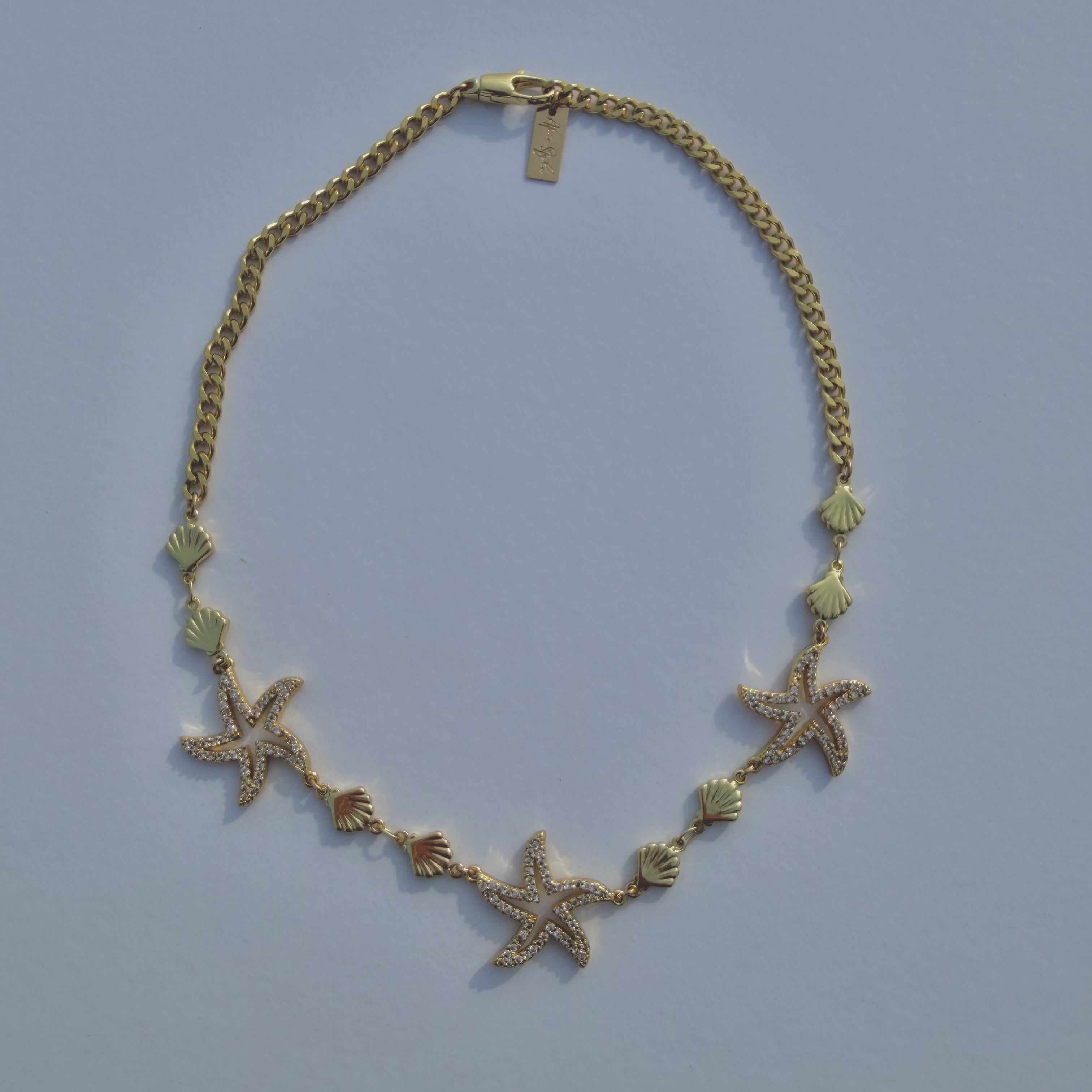 STELLA CHOKER